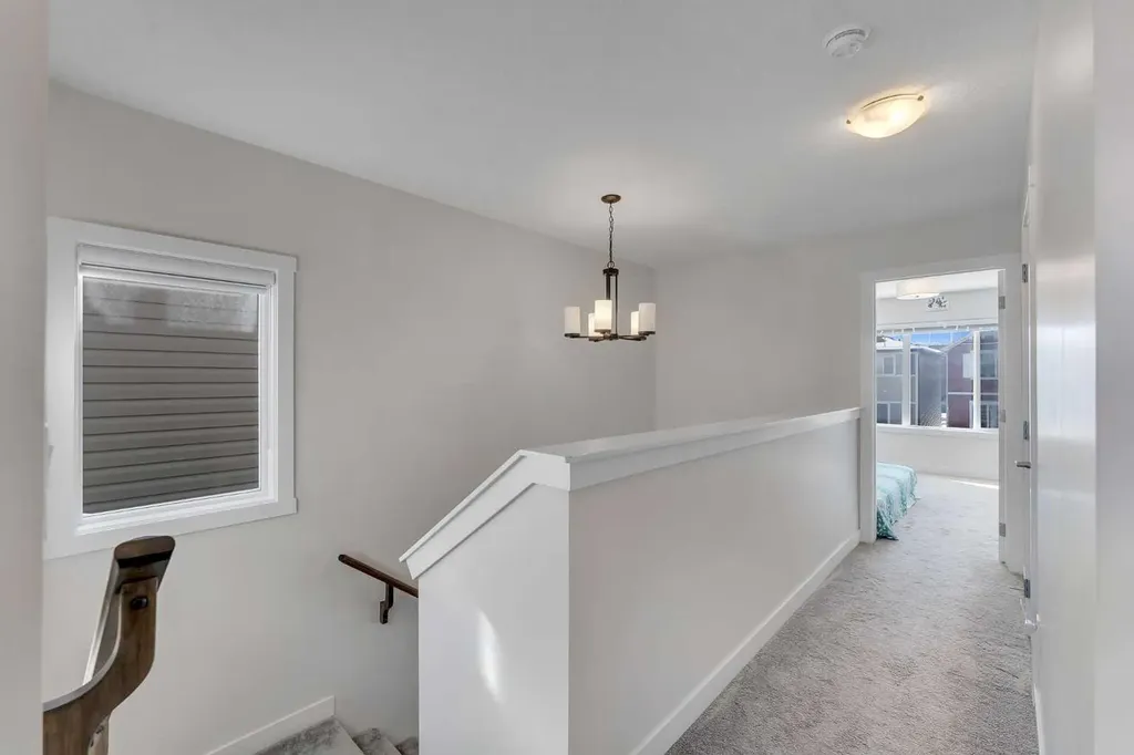 726 Bayview Hill SW Airdrie AB T4B 5M4