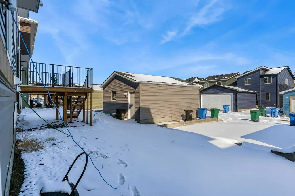 726 Bayview Hill SW Airdrie AB T4B 5M4