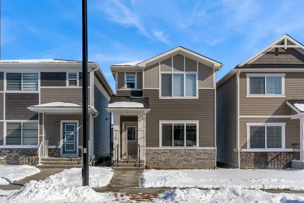 726 Bayview Hill SW Airdrie AB T4B 5M4