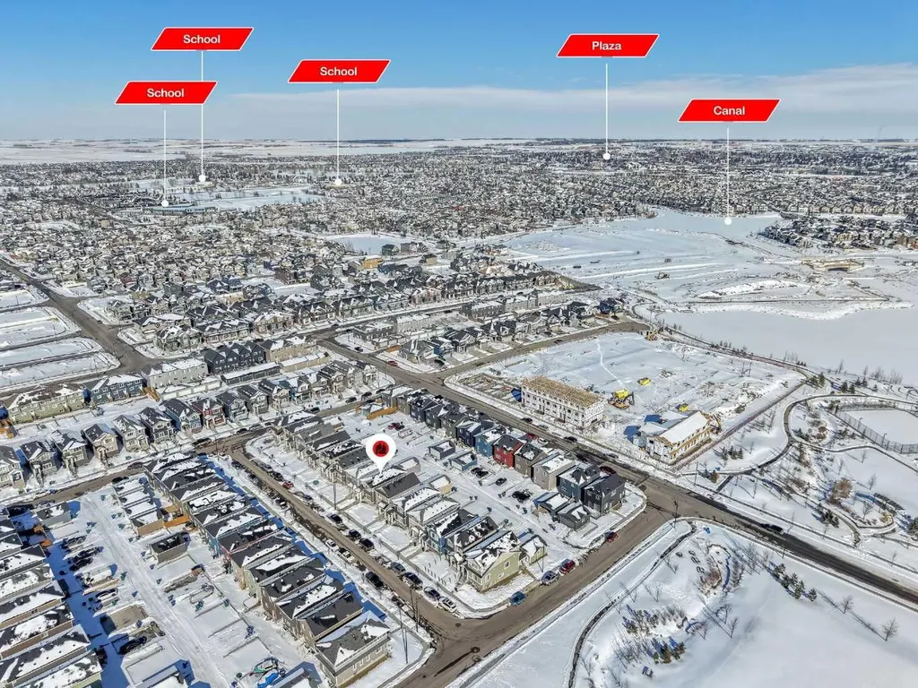 726 Bayview Hill SW Airdrie AB T4B 5M4