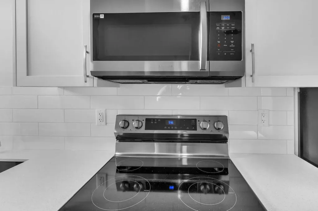 20 Iris Crescent Okotoks AB T1S 5V5