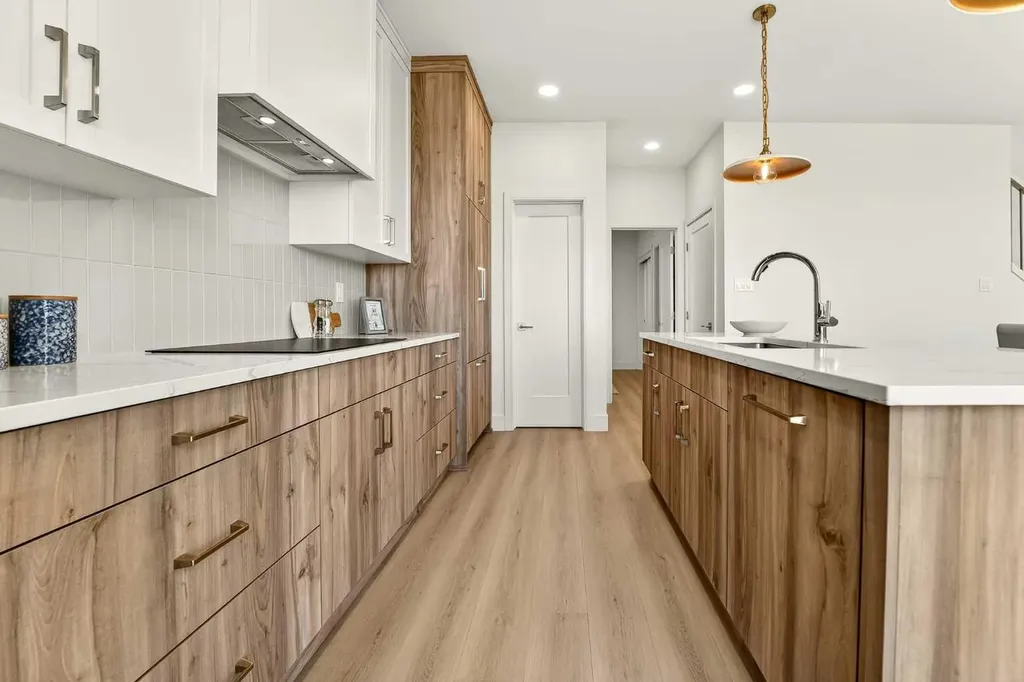 63 Miners Road W Lethbridge AB T1J 5W6
