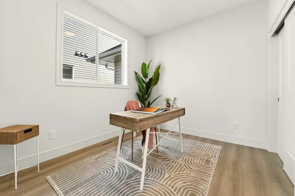 63 Miners Road W Lethbridge AB T1J 5W6