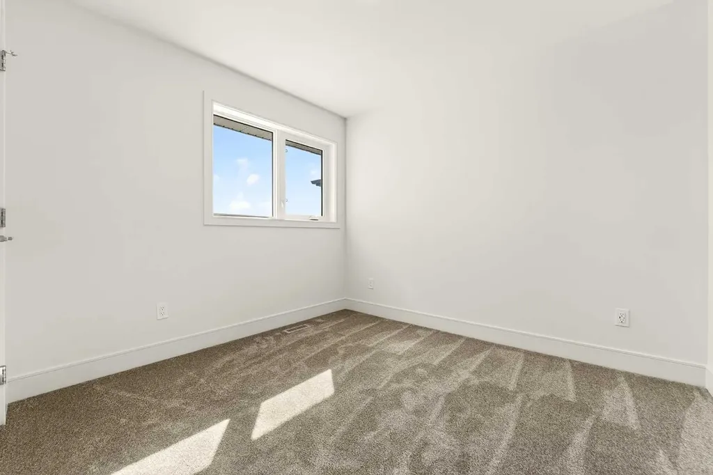 63 Miners Road W Lethbridge AB T1J 5W6