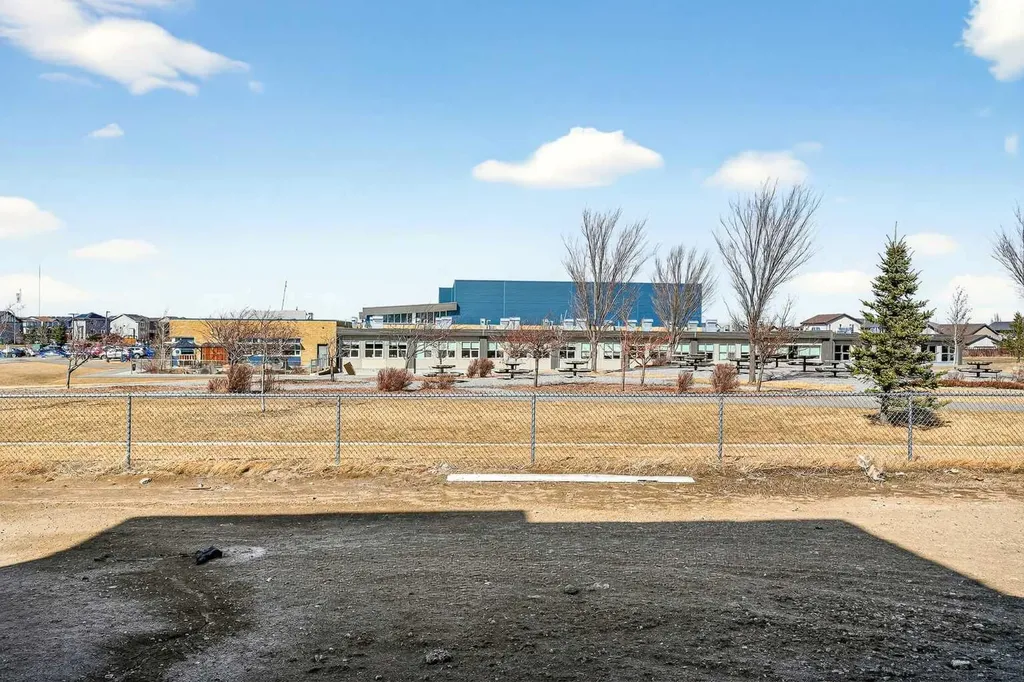 63 Miners Road W Lethbridge AB T1J 5W6