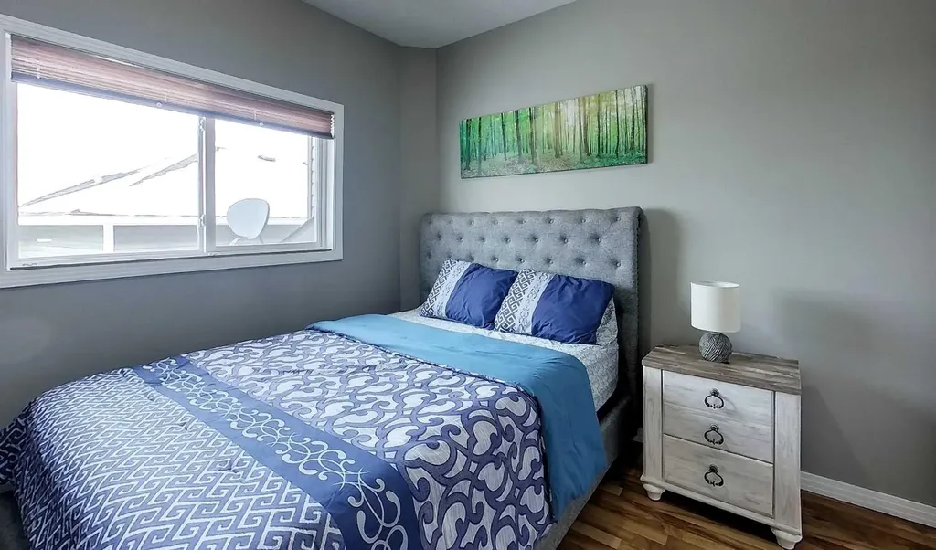 4119 16 Avenue NE Edson AB T7E0A5