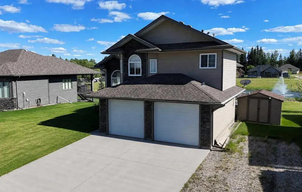 4119 16 Avenue NE Edson AB T7E0A5