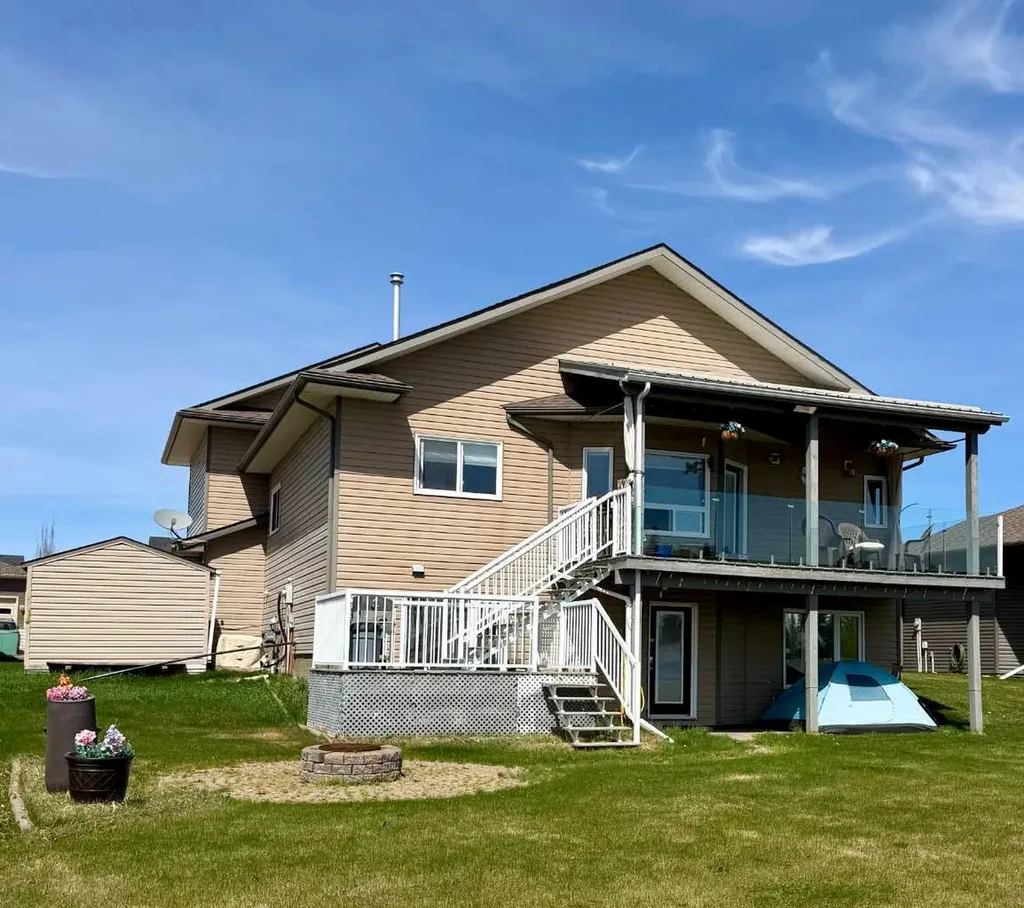 4119 16 Avenue NE Edson AB T7E0A5