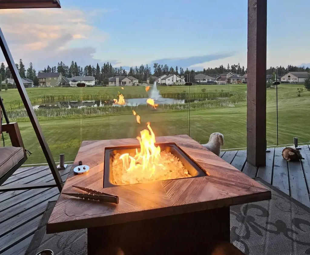 4119 16 Avenue NE Edson AB T7E0A5