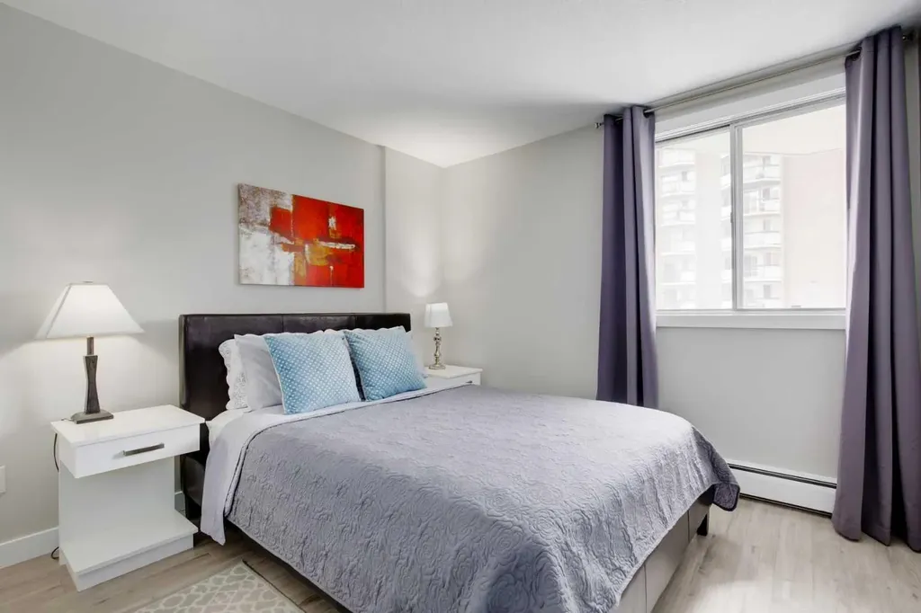 339 13 Avenue SW Calgary AB T2R0K3