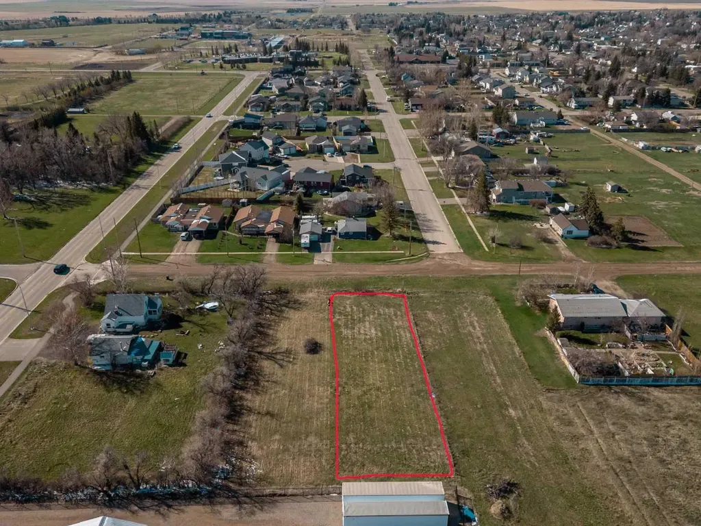 317 E 400 N Raymond AB T0K 2S0