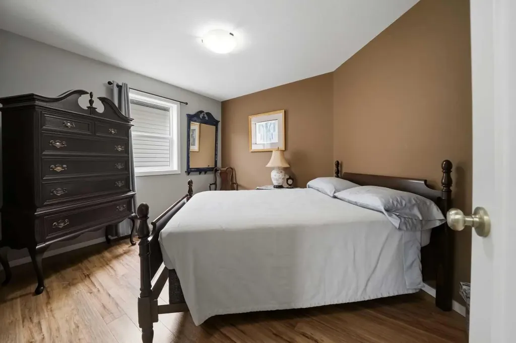 146 Truant Crescent Red Deer AB T4P 0S8