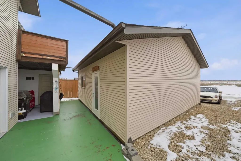 146 Truant Crescent Red Deer AB T4P 0S8