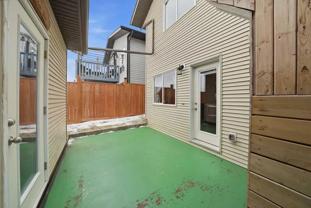 146 Truant Crescent Red Deer AB T4P 0S8