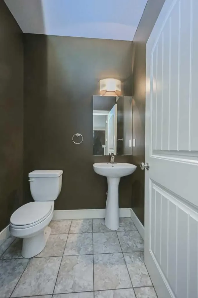 11037 67 Avenue Grande Prairie AB T8W2Y8
