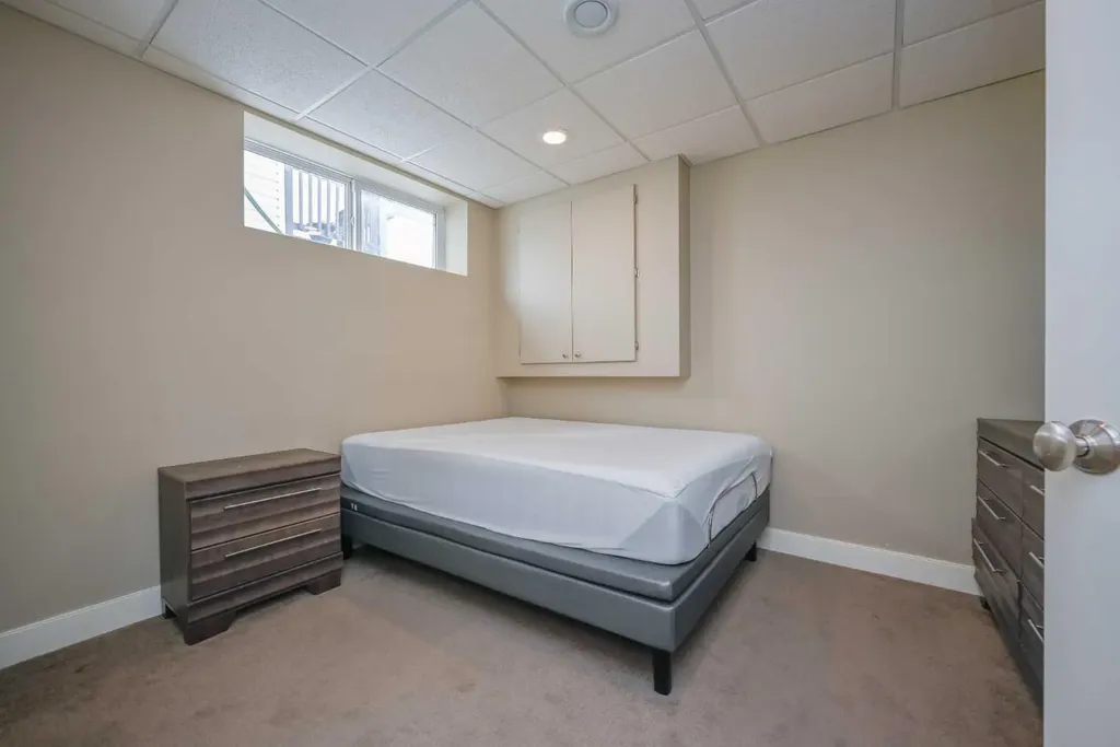 11037 67 Avenue Grande Prairie AB T8W2Y8