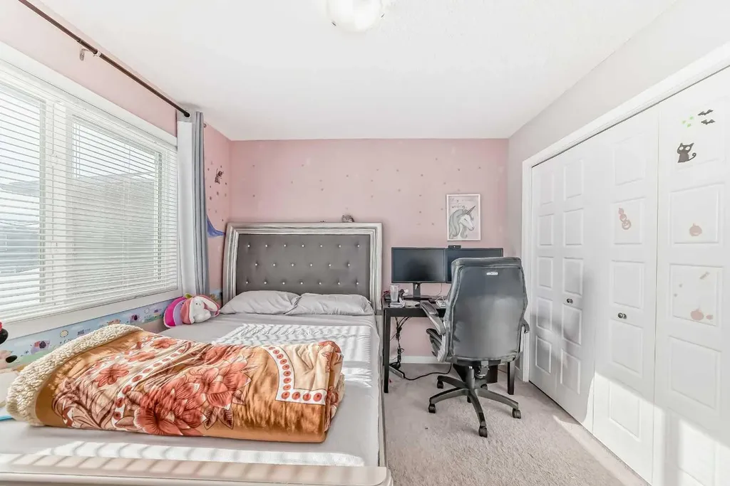 57 Cornerstone Manor NE Calgary AB T3N1G5