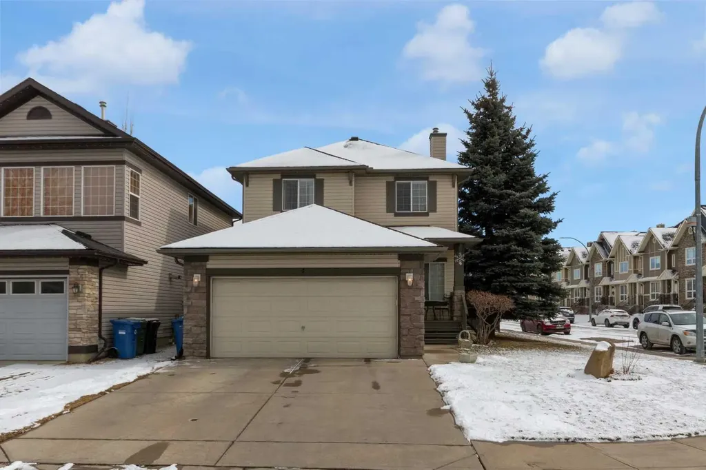 4 Cranfield Circle SE Calgary AB T3M 1G8