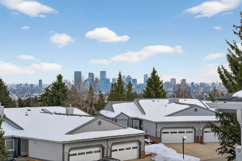 96 Norquay Heights NW Calgary AB T2K 6H4