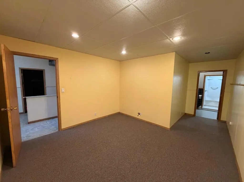 416 Caradoc Avenue Carbon AB T0M 0L0