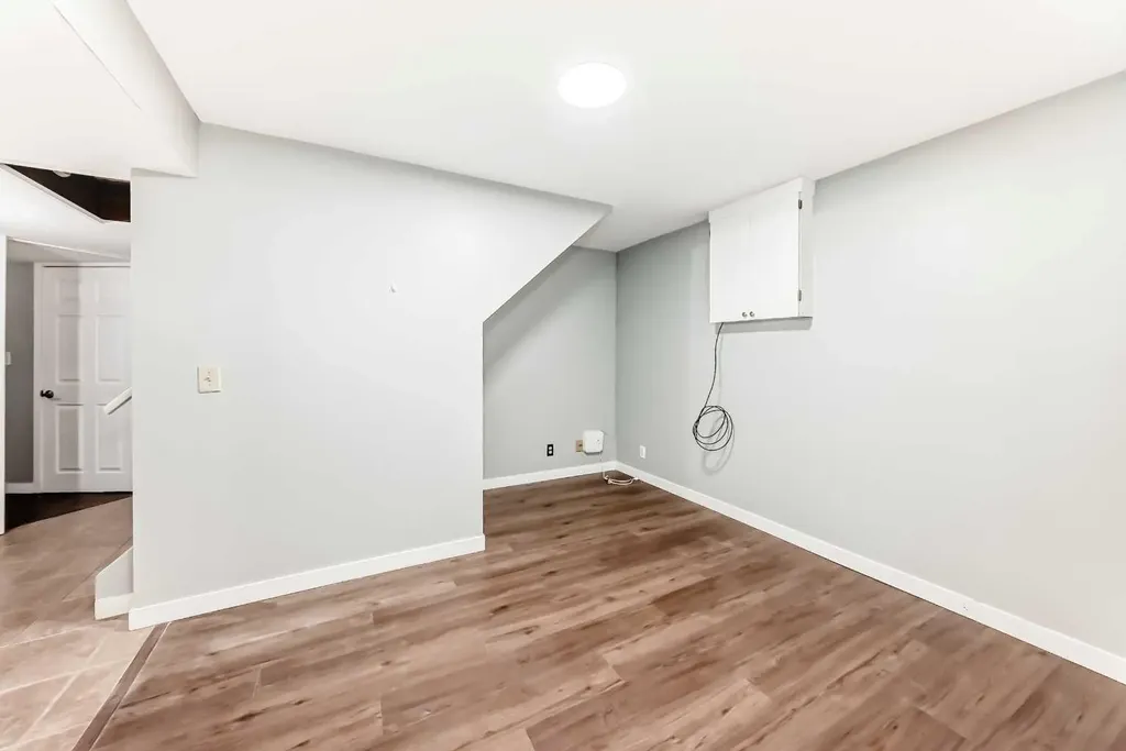 63 Falshire Place NE Calgary AB T3J 2C6