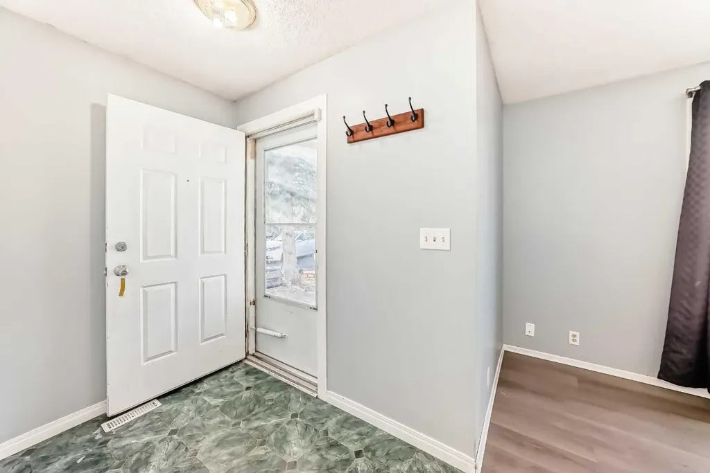 63 Falshire Place NE Calgary AB T3J 2C6