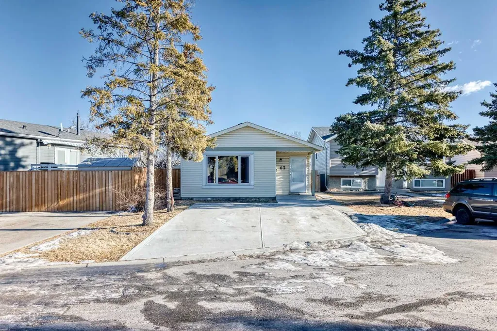 63 Falshire Place NE Calgary AB T3J 2C6