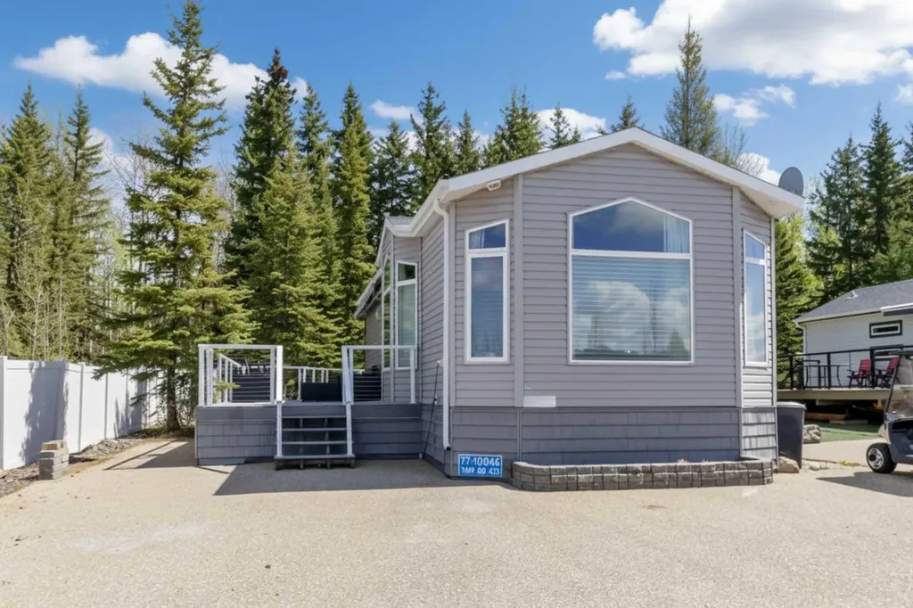 10046 Township Road 422 Rural Ponoka County AB T4J 1V9