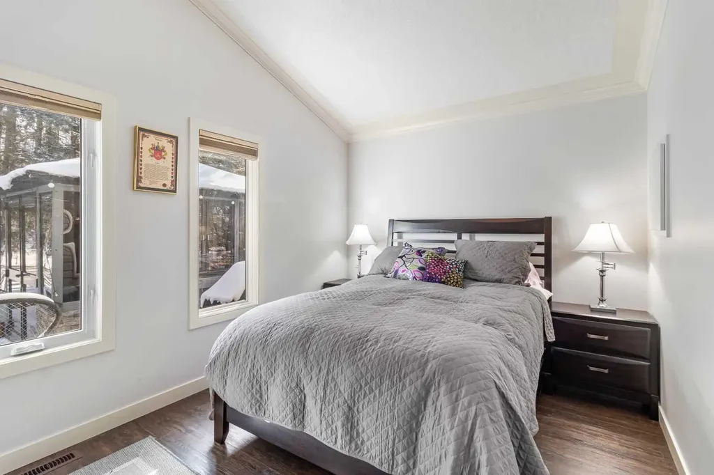 10046 Township Road 422 Rural Ponoka County AB T4J 1V9