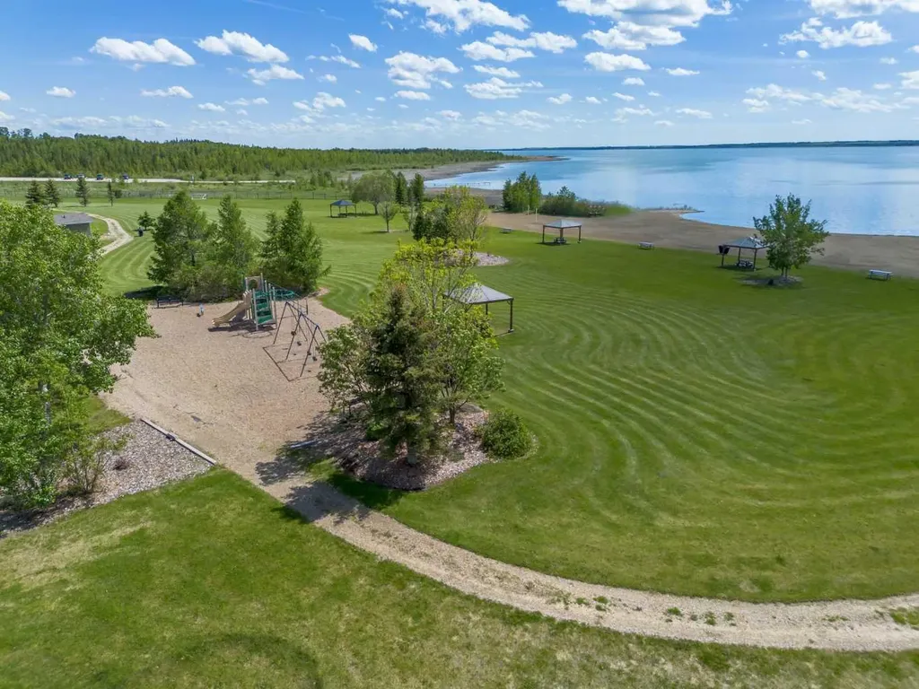 10046 Township Road 422 Rural Ponoka County AB T4J 1V9