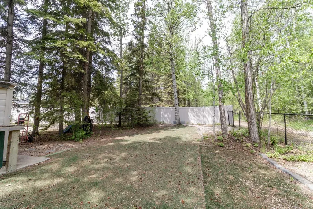 10046 Township Road 422 Rural Ponoka County AB T4J 1V9