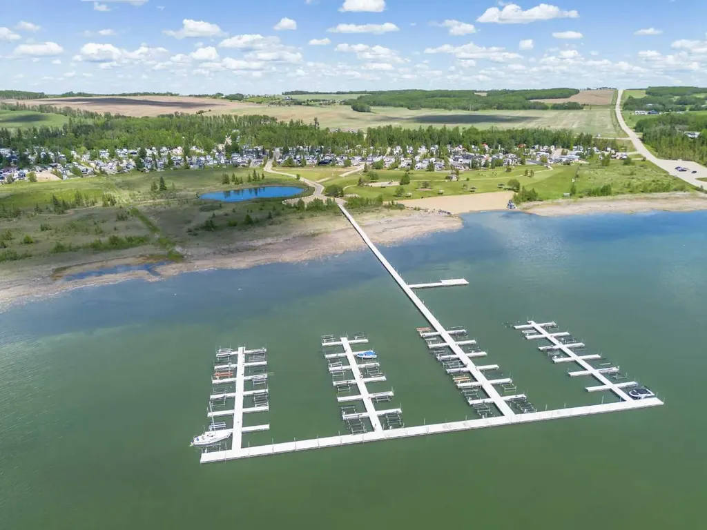 10046 Township Road 422 Rural Ponoka County AB T4J 1V9