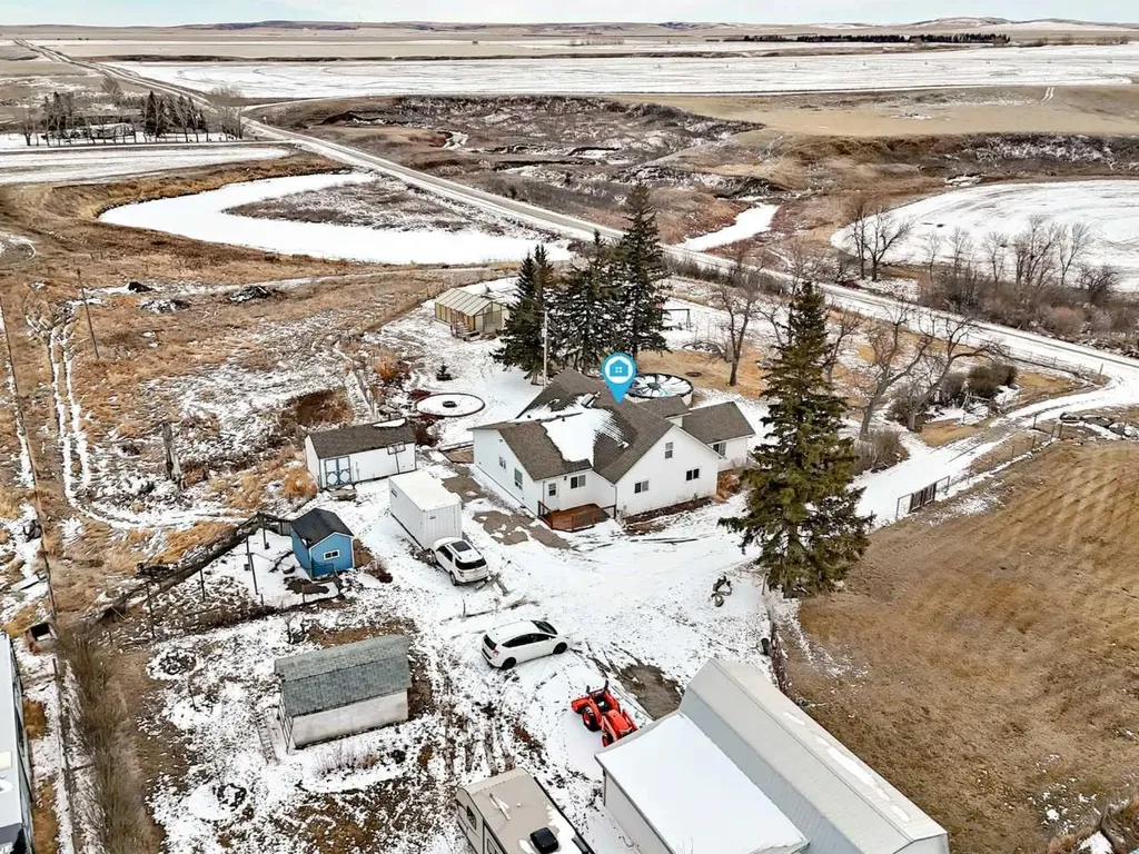 234016 Township Road 262 Rural Wheatland County AB T0J 2R0