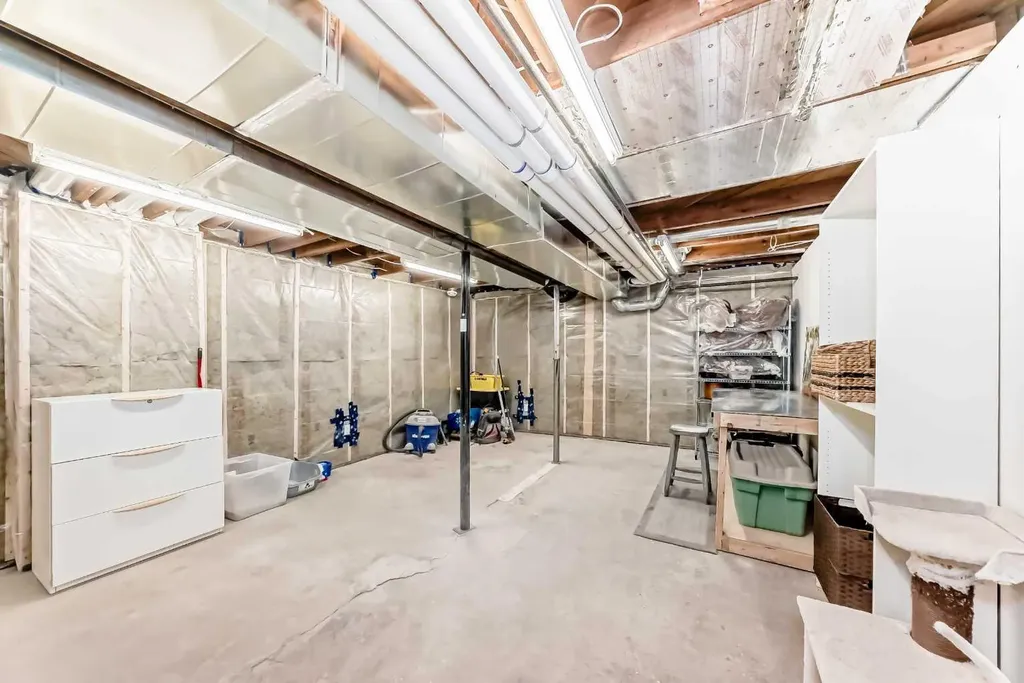 234016 Township Road 262 Rural Wheatland County AB T0J 2R0