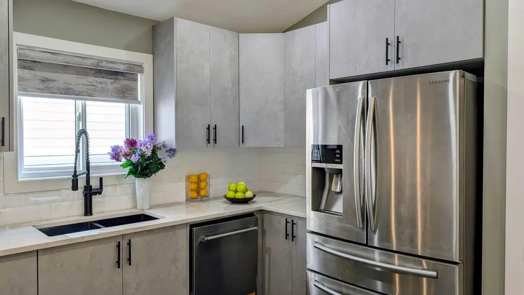 125 Saddlefield Crescent NE Calgary AB T3J 4Z8