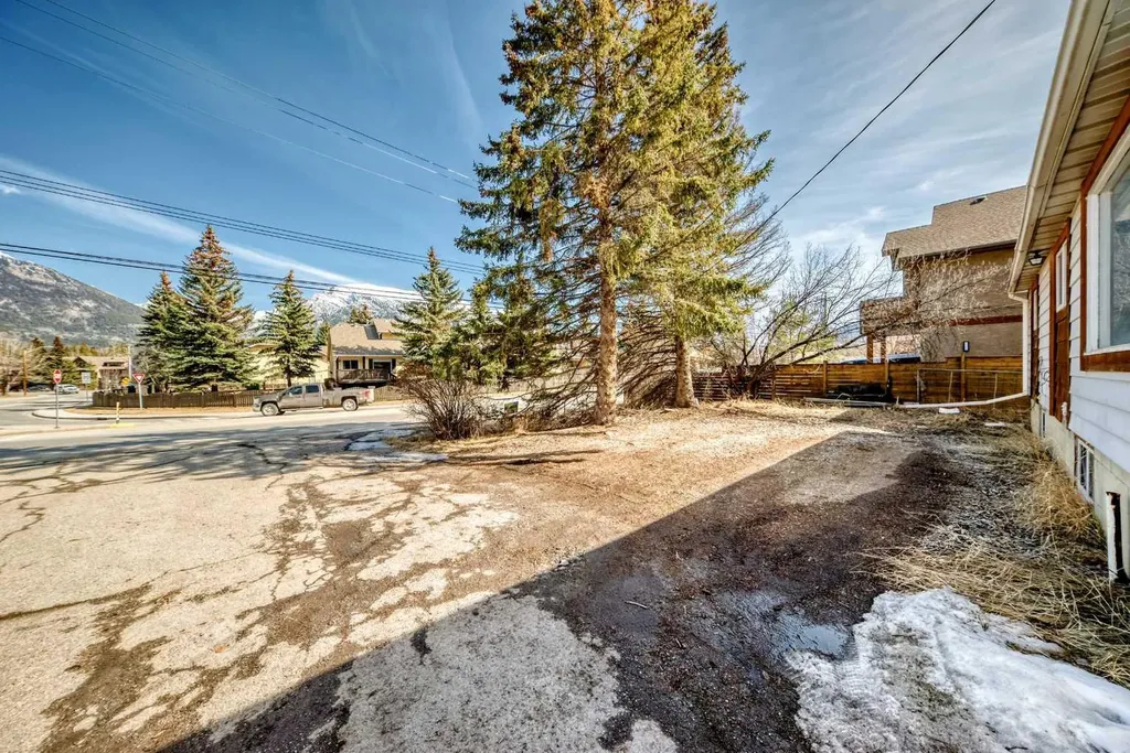 231 Three Sisters Drive Canmore AB T1W 2M4
