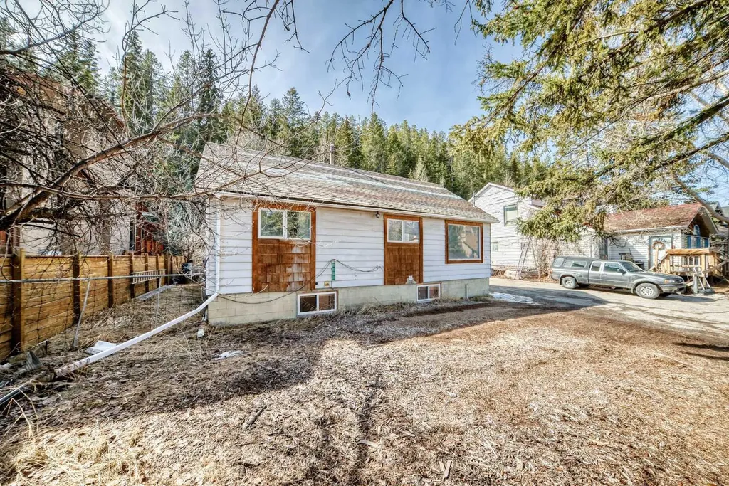 231 Three Sisters Drive Canmore AB T1W 2M4