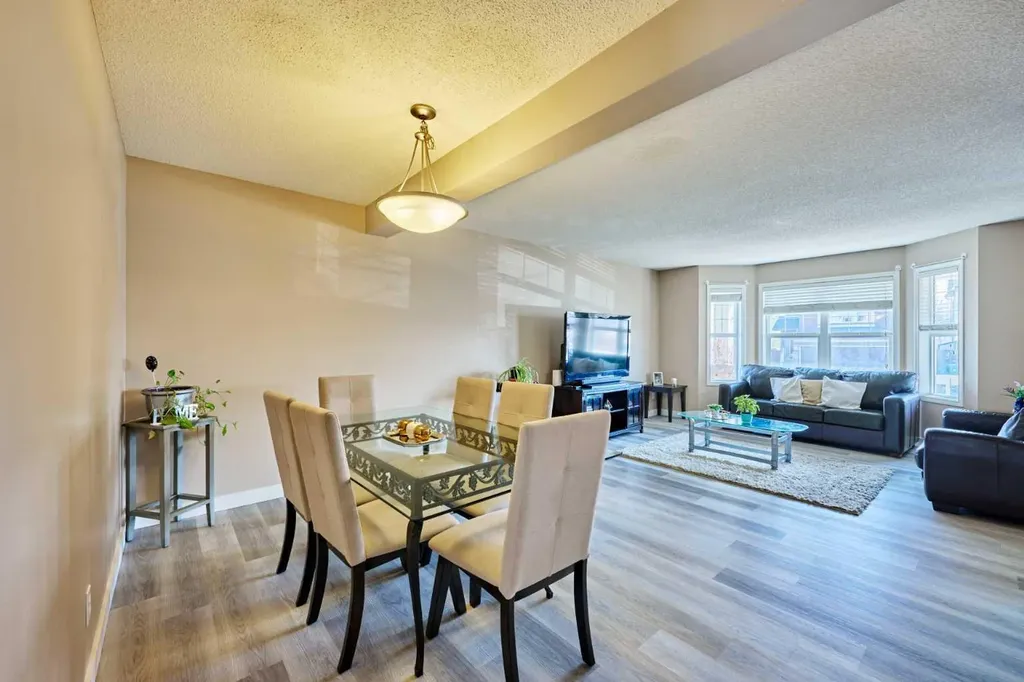 188 Silverado Plains Close SW Calgary AB T2X 0G4