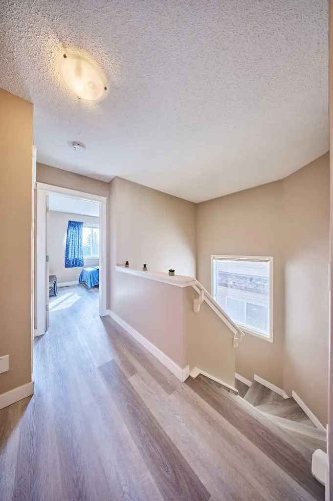 188 Silverado Plains Close SW Calgary AB T2X 0G4