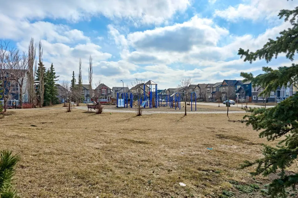 188 Silverado Plains Close SW Calgary AB T2X 0G4