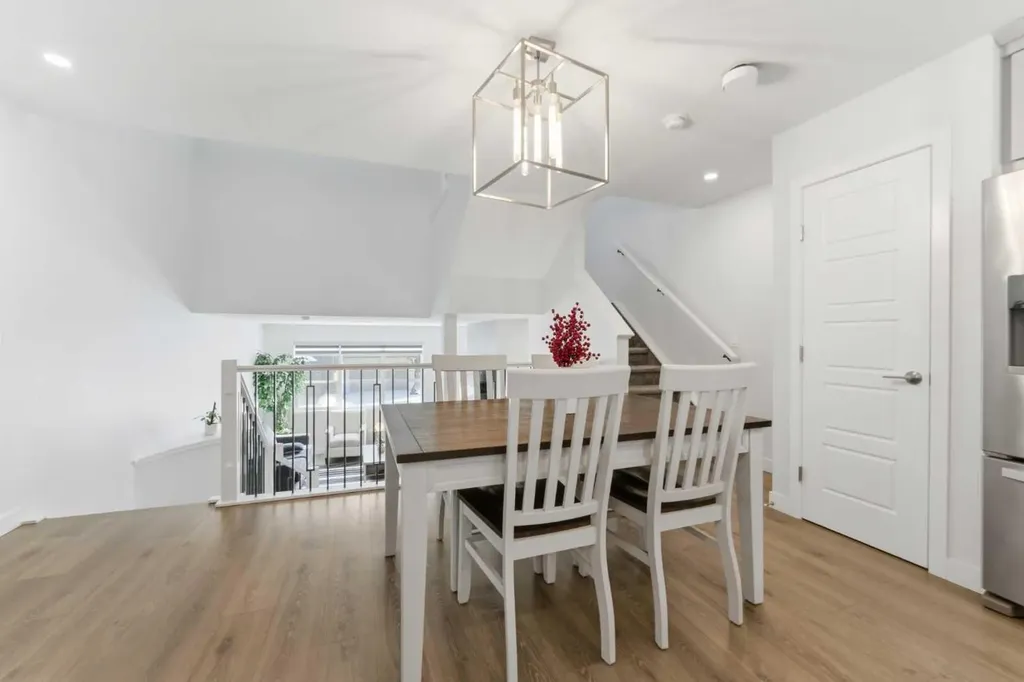 99 Aquila Way NW Calgary AB T3R1Z7