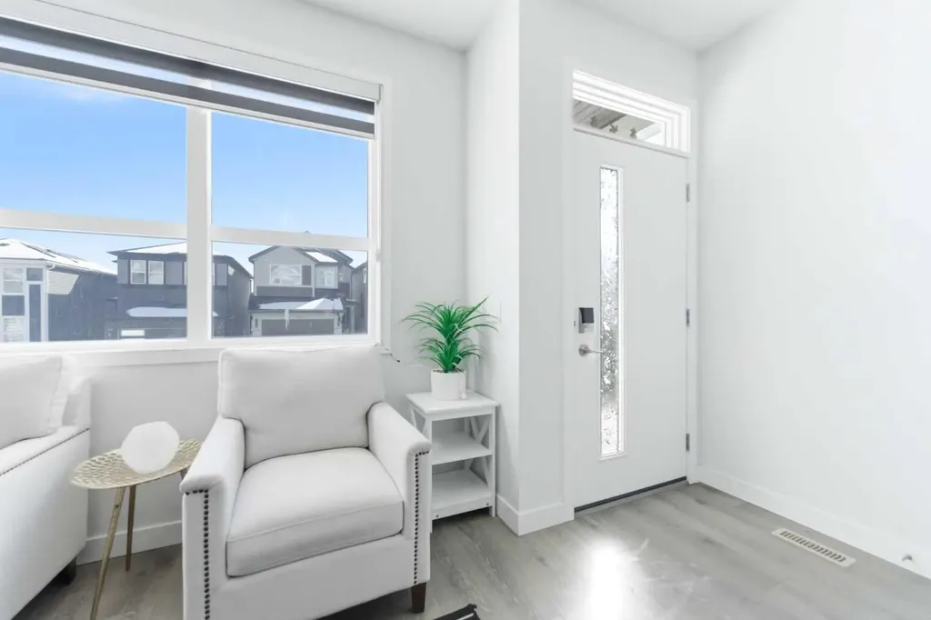 99 Aquila Way NW Calgary AB T3R1Z7