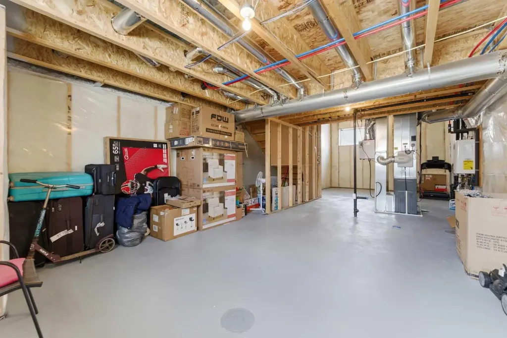 99 Aquila Way NW Calgary AB T3R1Z7