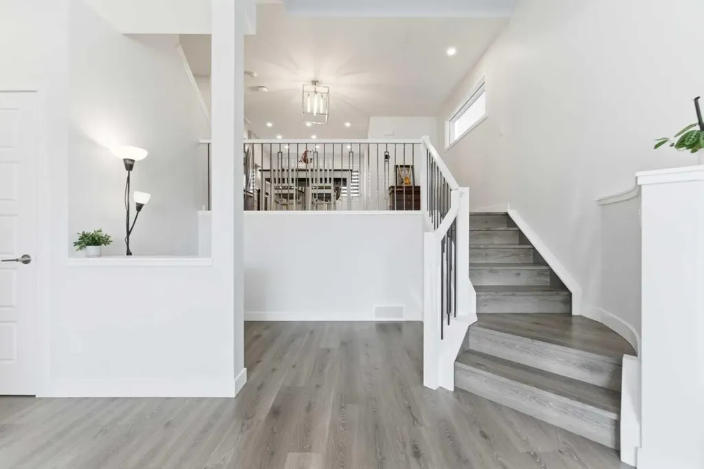 99 Aquila Way NW Calgary AB T3R1Z7