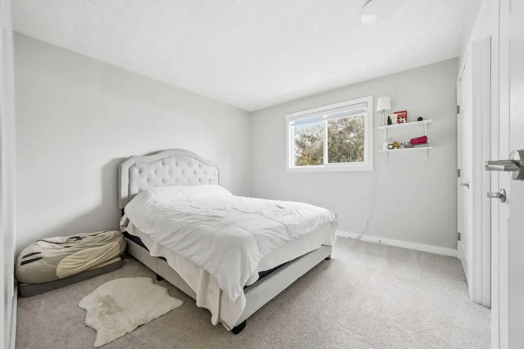 151 Templevale Place NE Calgary AB T1Y 4V6