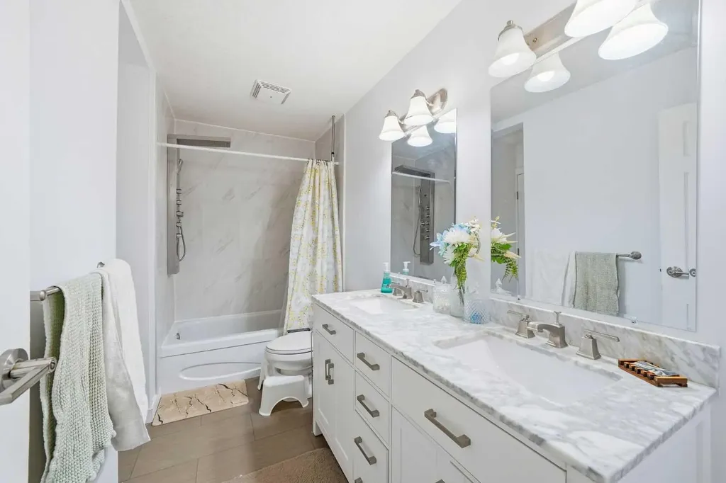 151 Templevale Place NE Calgary AB T1Y 4V6