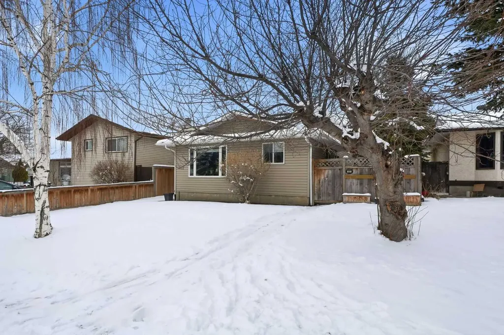 151 Templevale Place NE Calgary AB T1Y 4V6