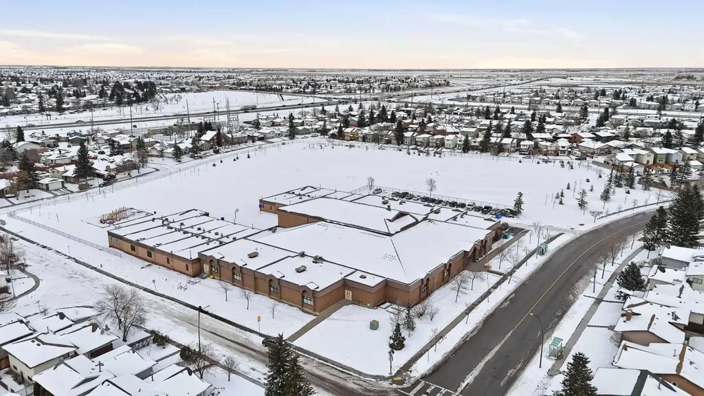 151 Templevale Place NE Calgary AB T1Y 4V6