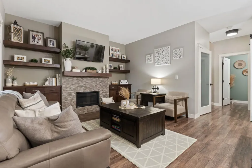 2603 63 Street Camrose AB T4V 5J6