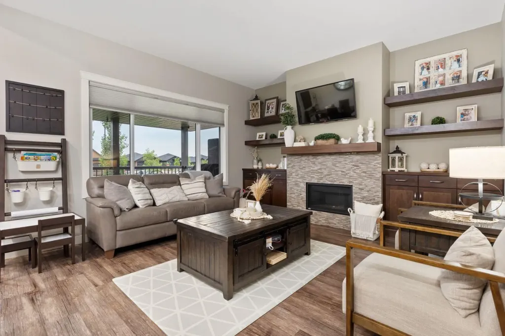 2603 63 Street Camrose AB T4V 5J6